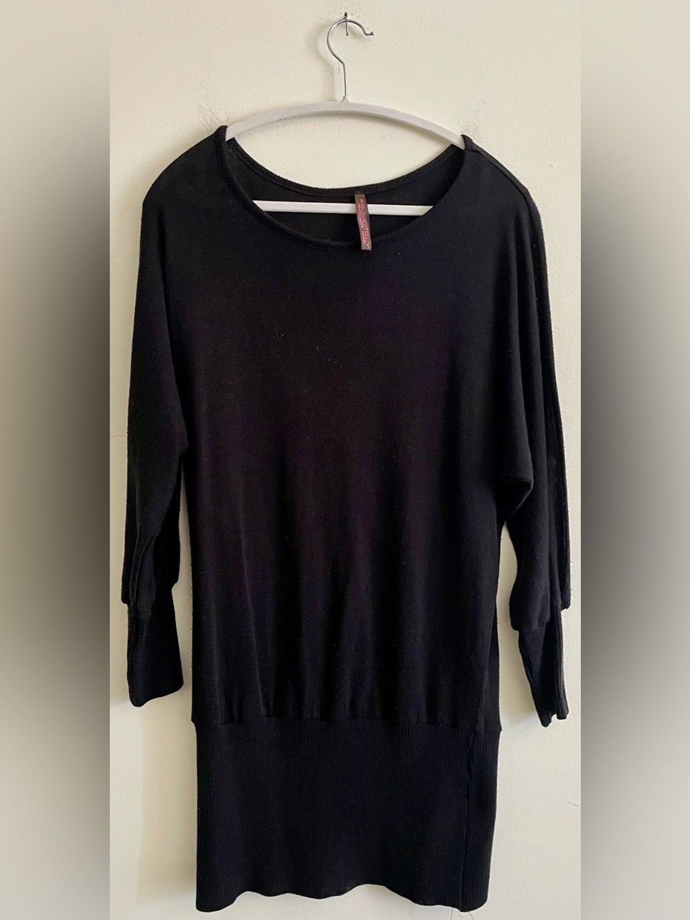 🐈⬛ Absolutely Creative Worldwide Black Crewneck Sweater Tunic 🐈⬛